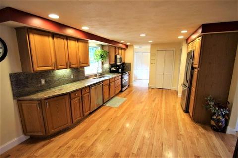6 Judith E Ln, Methuen, MA 01844 photo 5