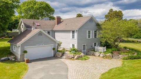 8 Lands End Ln, Gloucester, MA 01930 photo 4