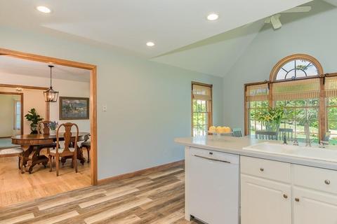 8 Lands End Ln, Gloucester, MA 01930 photo 7