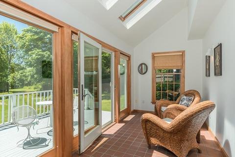 8 Lands End Ln, Gloucester, MA 01930 photo 10