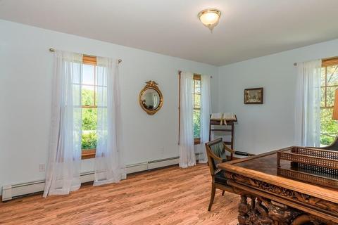 8 Lands End Ln, Gloucester, MA 01930 photo 18