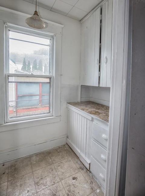418 Page Blvd, Springfield, MA 01104 photo 6
