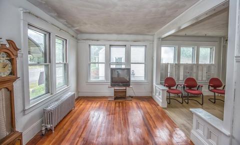 418 Page Blvd, Springfield, MA 01104 photo 9