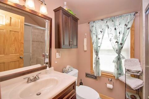 245 Roosevelt Ave, Springfield, MA 01118 photo 11