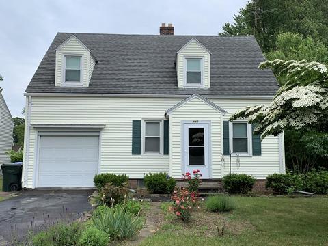 245 Roosevelt Ave, Springfield, MA 01118 photo 1