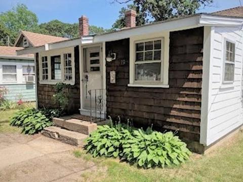 19 Judson St, Wareham, MA 02571 photo 2