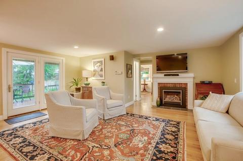 99 Beech St, Dedham, MA 02026 photo 2