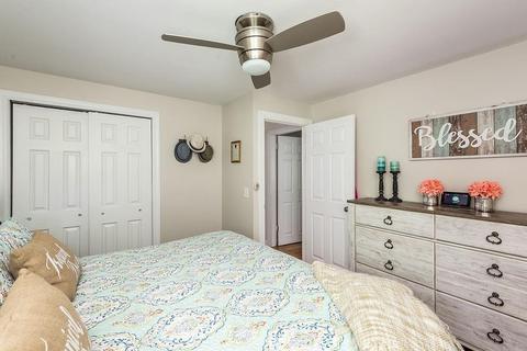69 Knott St, Attleboro, MA 02703 photo 15