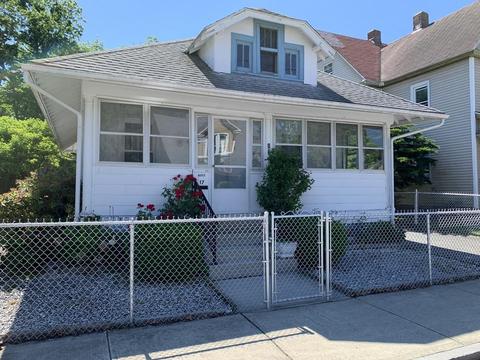 17 Amity Ct, Springfield, MA 01108 photo 1