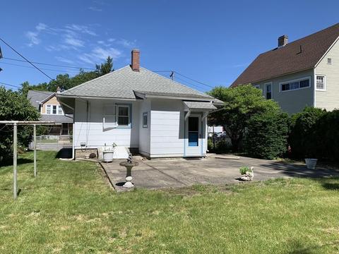 17 Amity Ct, Springfield, MA 01108 photo 7