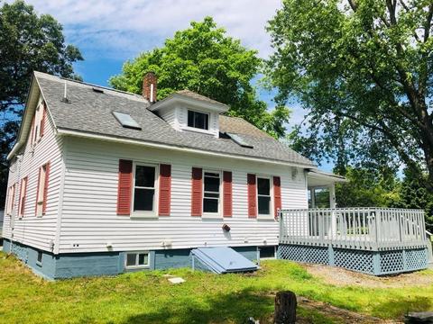 106 Parker St, Maynard, MA 01754 photo 2
