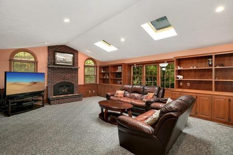 6 Everendon Rd, Canton, MA 02021 photo 3