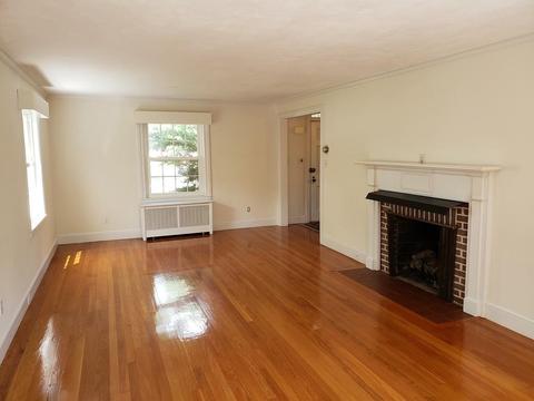76 Forest St, Worcester, MA 01609 photo 8