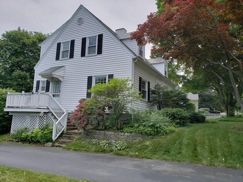 76 Forest St, Worcester, MA 01609 photo 2