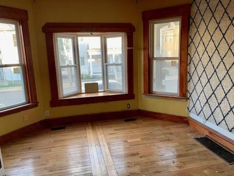 52 Linden St, Everett, MA 02149 photo 2