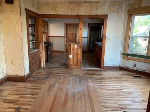 52 Linden St, Everett, MA 02149 photo 3