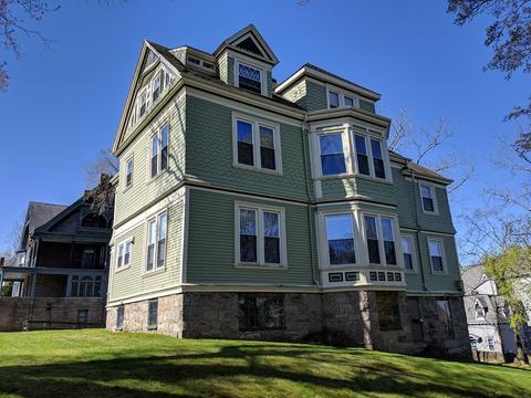 660 Rock St, Fall River, MA 02720 photo 2