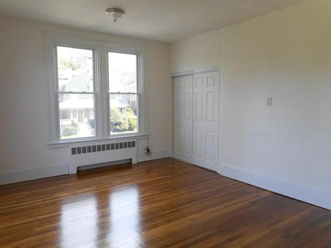 660 Rock St, Fall River, MA 02720 photo 7