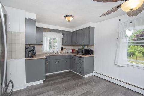 7 Easter St, North Providence, RI 02904 photo 14