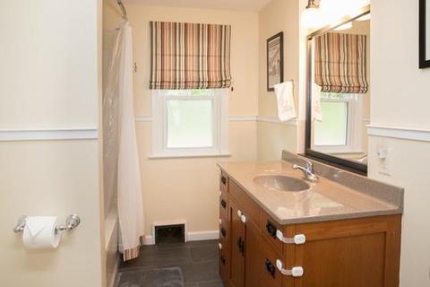 103 Glenoak Dr, Springfield, MA 01129 photo 24