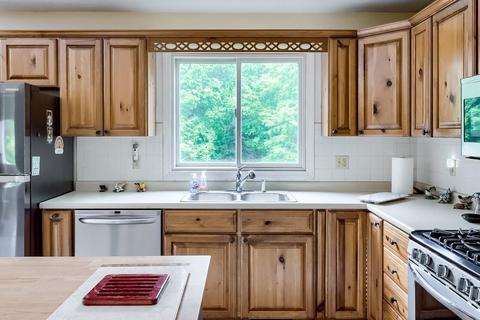 565 E Hill Rd, Oakham, MA 01068 photo 14