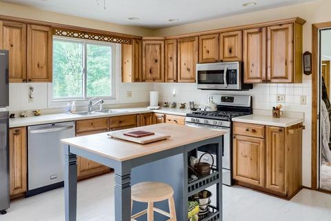 565 E Hill Rd, Oakham, MA 01068 photo 11