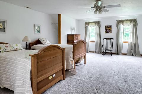 565 E Hill Rd, Oakham, MA 01068 photo 29