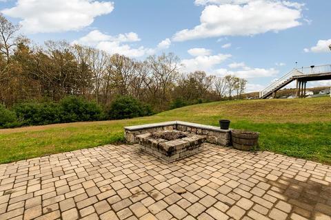 155 Mohawk Path, Holliston, MA 01746 photo 32