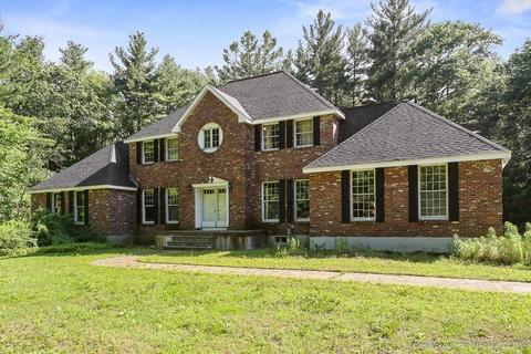 1 Cherry Ln, Georgetown, MA 01833 photo 1