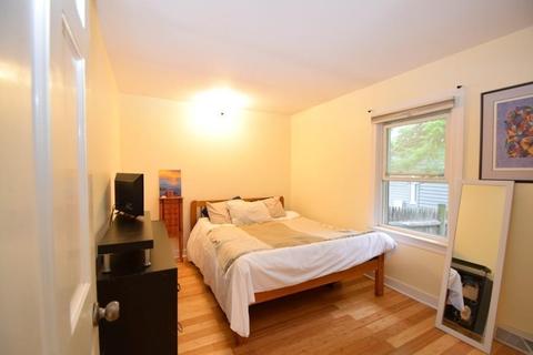 147 E High St, Avon, MA 02322 photo 10