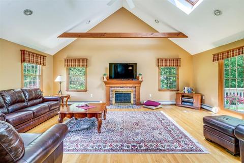 98 Curtis Mill Ln, Hanover, MA 02339 photo 9