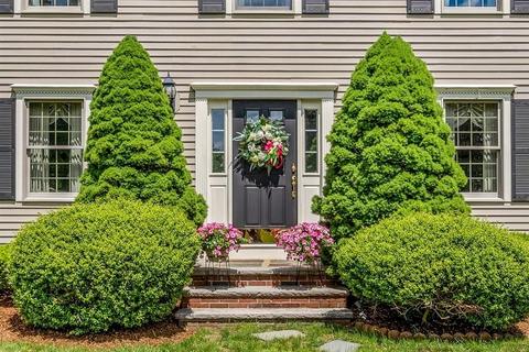 98 Curtis Mill Ln, Hanover, MA 02339 photo 2