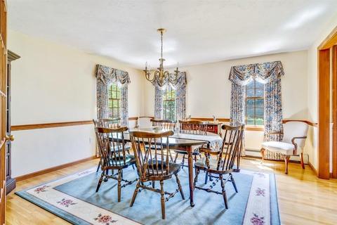 98 Curtis Mill Ln, Hanover, MA 02339 photo 11