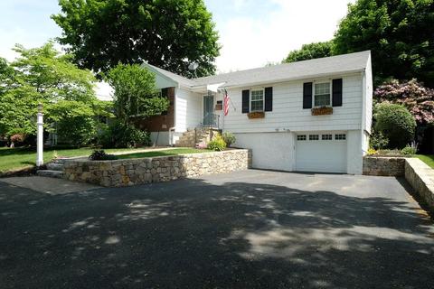 96 Nancy Rd, Milton, MA 02186 photo 1