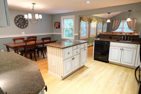 96 Nancy Rd, Milton, MA 02186 photo 3