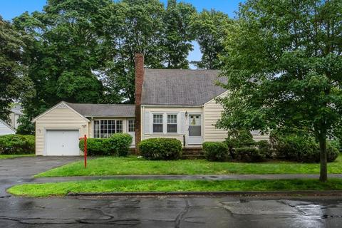9 Shetland Rd, Danvers, MA 01923 photo 2