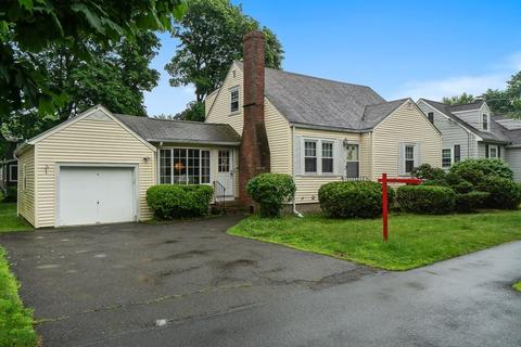 9 Shetland Rd, Danvers, MA 01923 photo 1