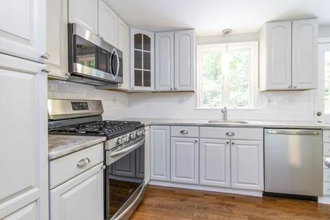 88 Pequit St, Canton, MA 02021 photo 1