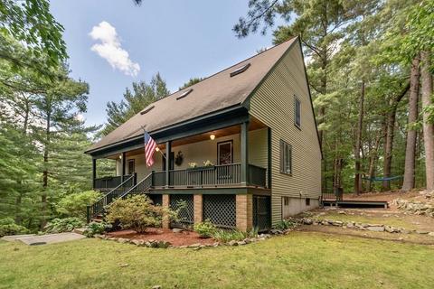 16 Forest Rd, Wakefield, MA 01880 photo 1