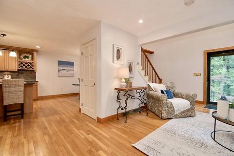 16 Forest Rd, Wakefield, MA 01880 photo 5