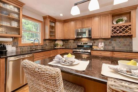 16 Forest Rd, Wakefield, MA 01880 photo 12