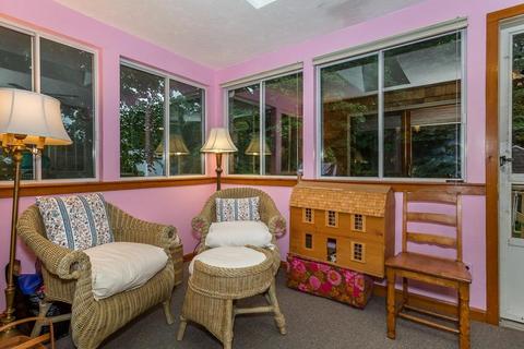 16 Tolman St, Canton, MA 02021 photo 6