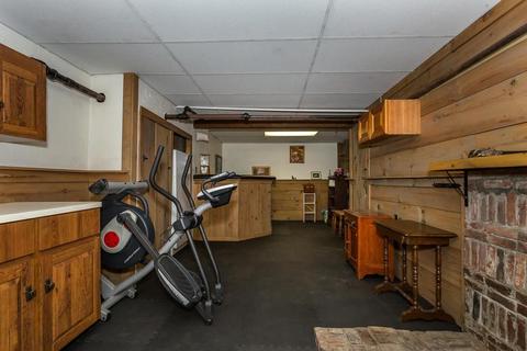 16 Tolman St, Canton, MA 02021 photo 15