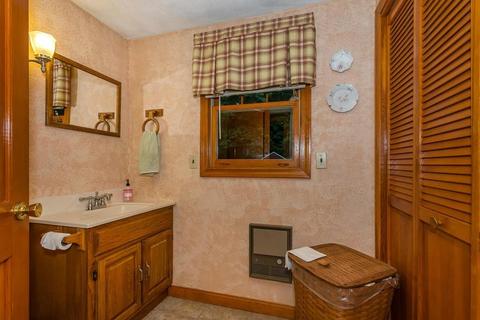 16 Tolman St, Canton, MA 02021 photo 10