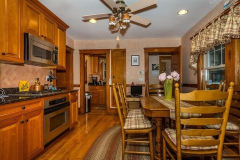 16 Tolman St, Canton, MA 02021 photo 8