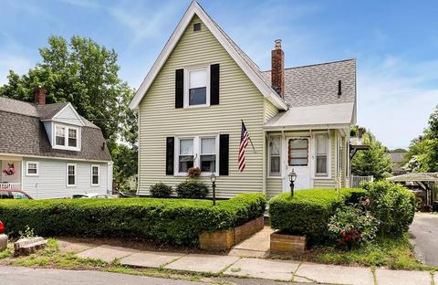 5 Grant St, Maynard, MA 01754 photo 1