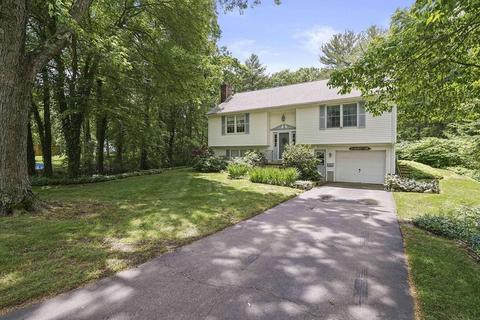 24 Harvest Ln, Hingham, MA 02043 photo 1