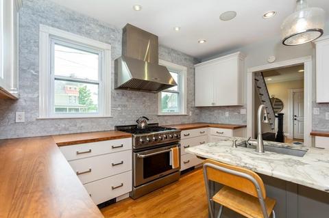 176 High St, Reading, MA 01867 photo 8