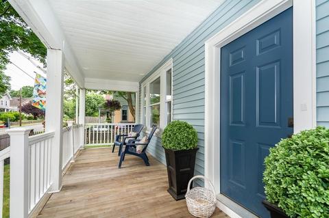 176 High St, Reading, MA 01867 photo 2
