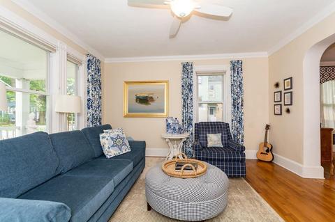 176 High St, Reading, MA 01867 photo 4